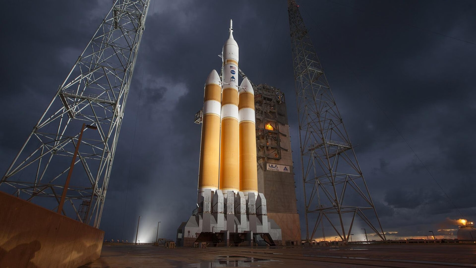 乐鱼体育app官网入口-中学生足球精英营通过实战提升技战术理解，市区全面建立校园足球精英训练营