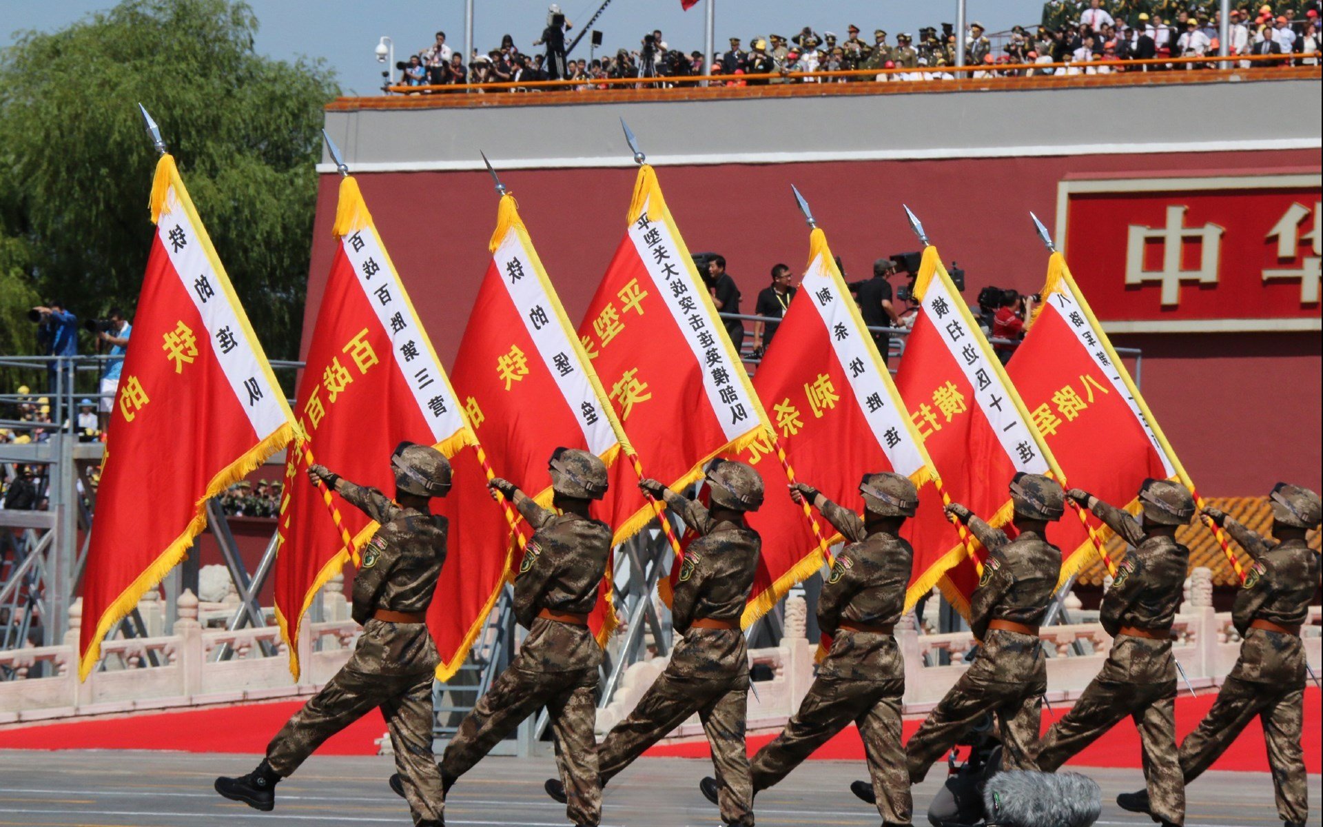 乐鱼官网优惠-重赛与变阵对冲击争冠降级局势反转走向分析，重赛依然  第1张