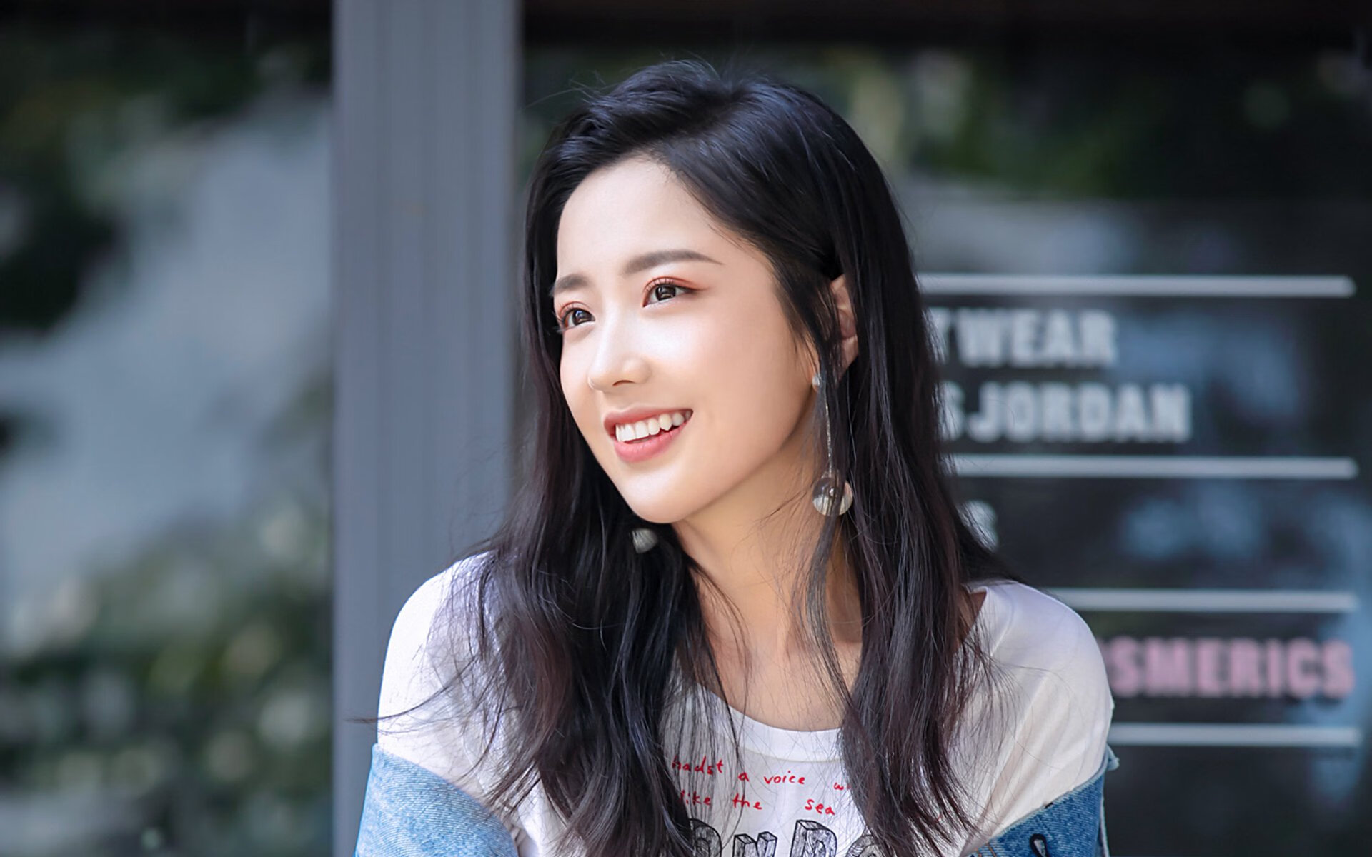 乐鱼app下载-覃海洋短蛙比赛展现流畅节奏，覃海洋 哪里人